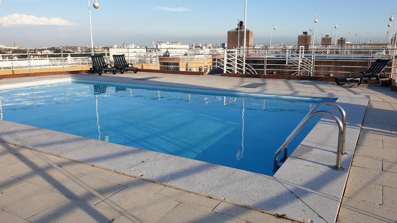 Apart Lisbon Pool Metro Garage Ngoại thất bức ảnh