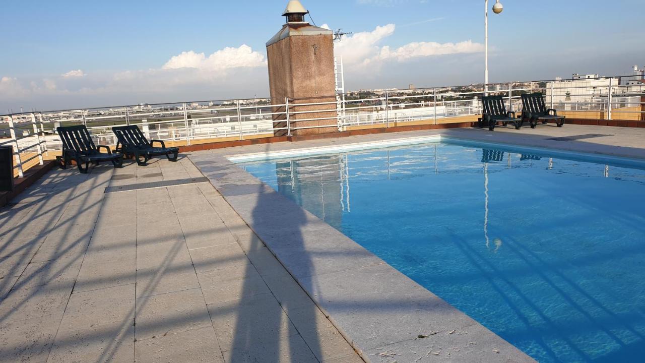 Apart Lisbon Pool Metro Garage Ngoại thất bức ảnh