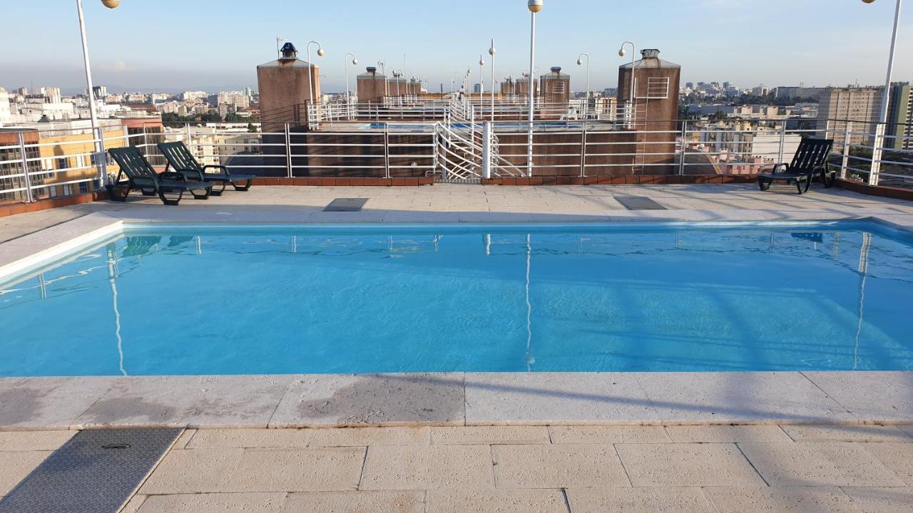 Apart Lisbon Pool Metro Garage Ngoại thất bức ảnh