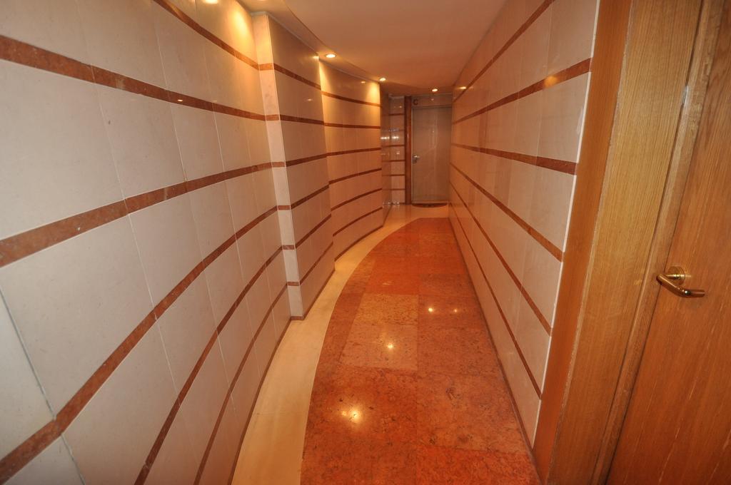 Apart Lisbon Pool Metro Garage Phòng bức ảnh