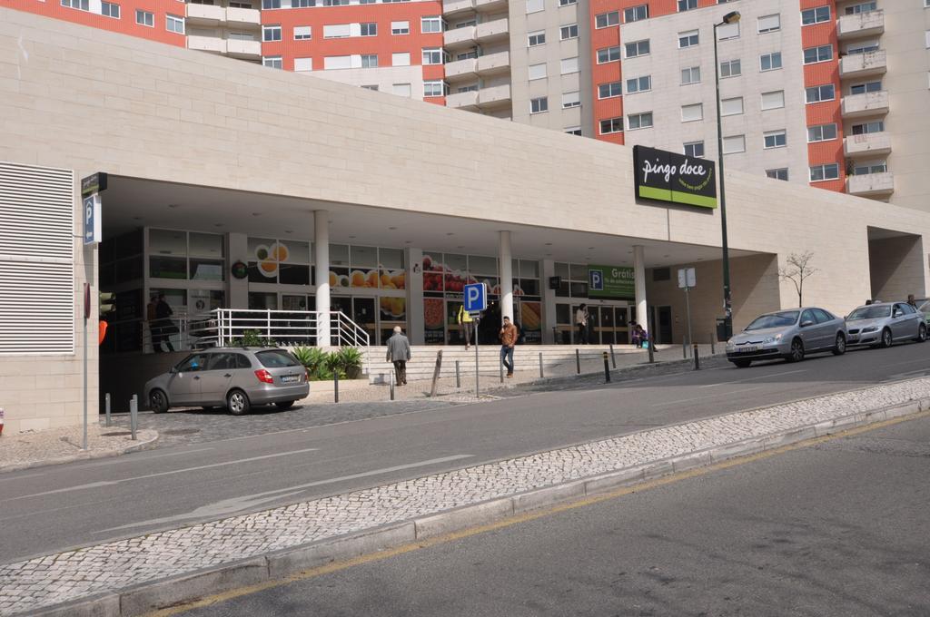 Apart Lisbon Pool Metro Garage Ngoại thất bức ảnh